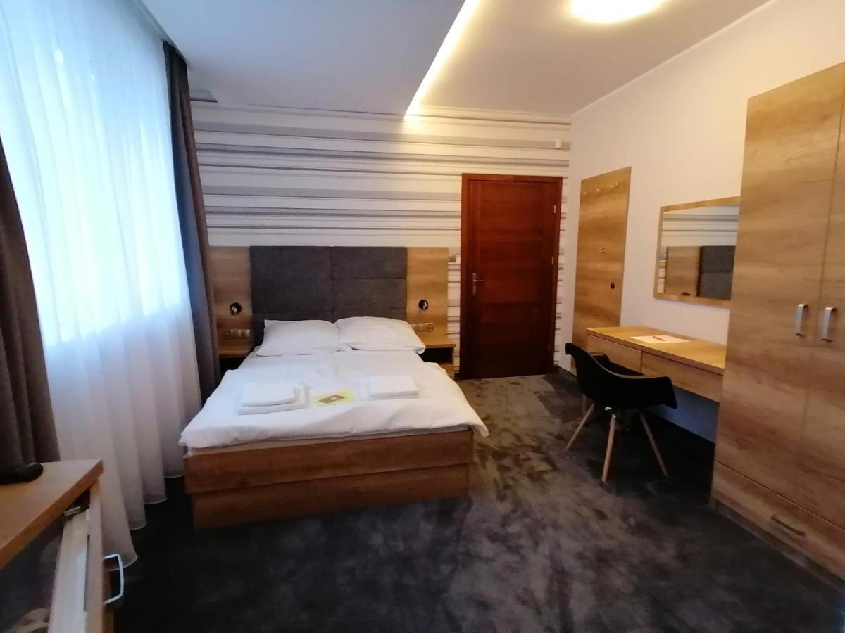 Lake View Apartamenty 브로드니차 외부 사진