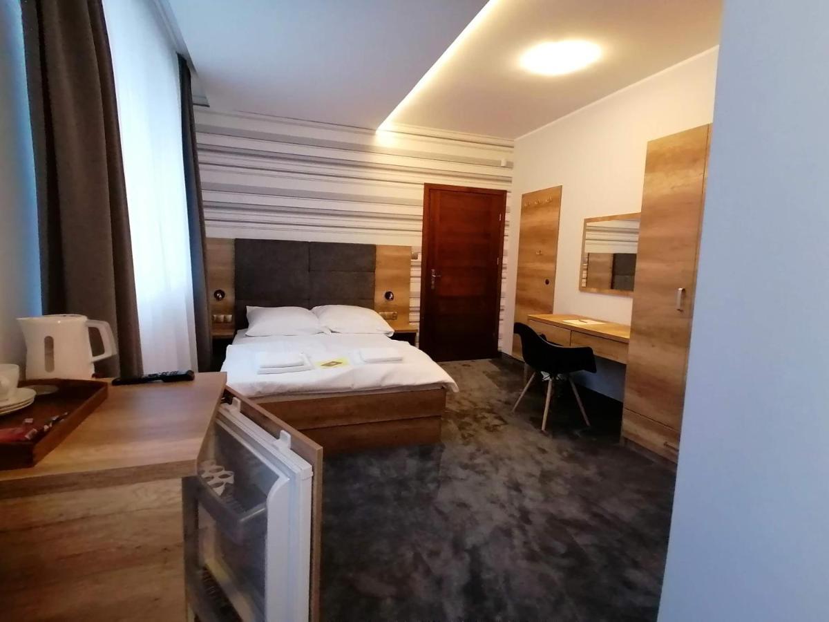 Lake View Apartamenty 브로드니차 외부 사진