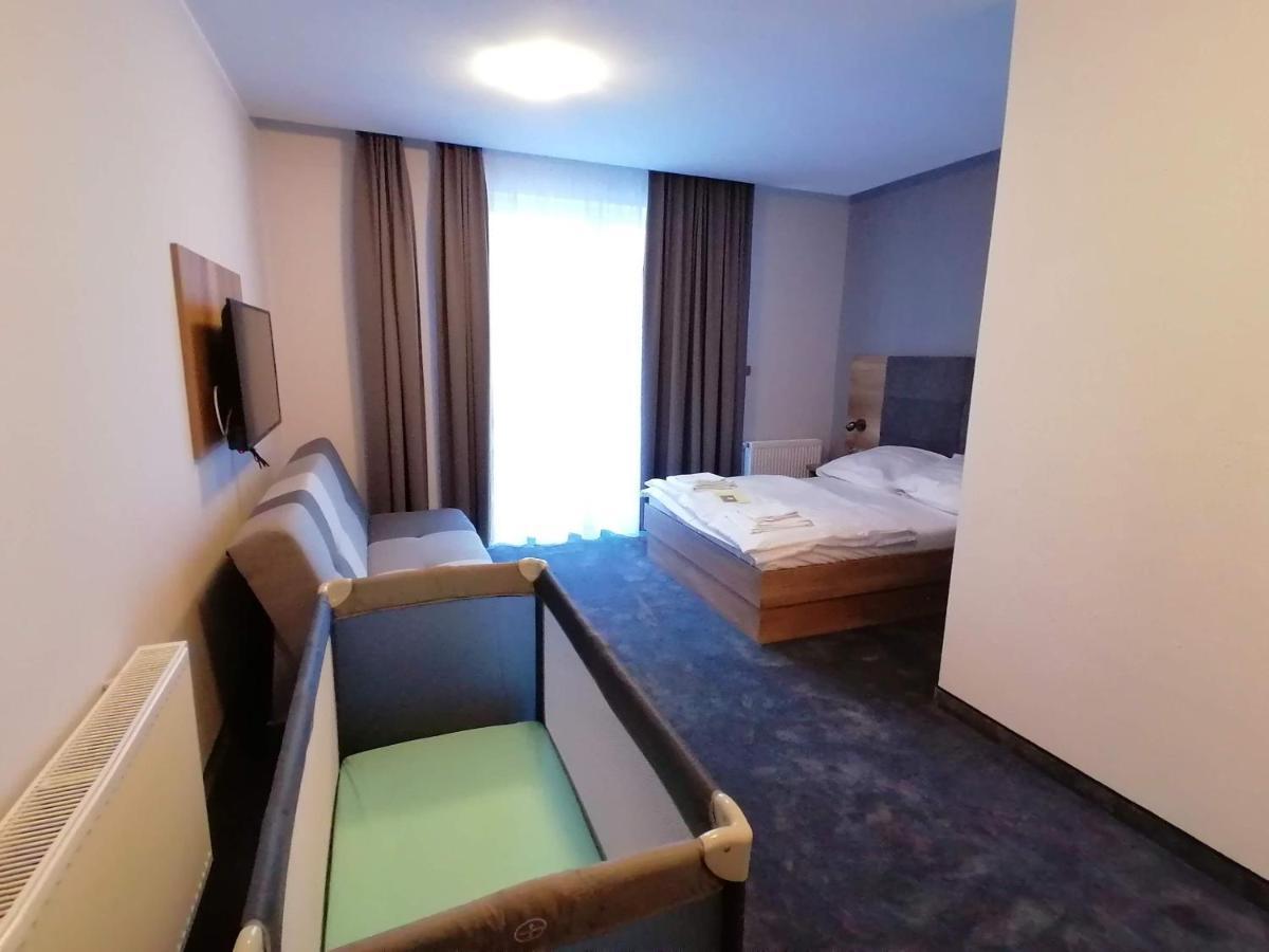 Lake View Apartamenty 브로드니차 외부 사진