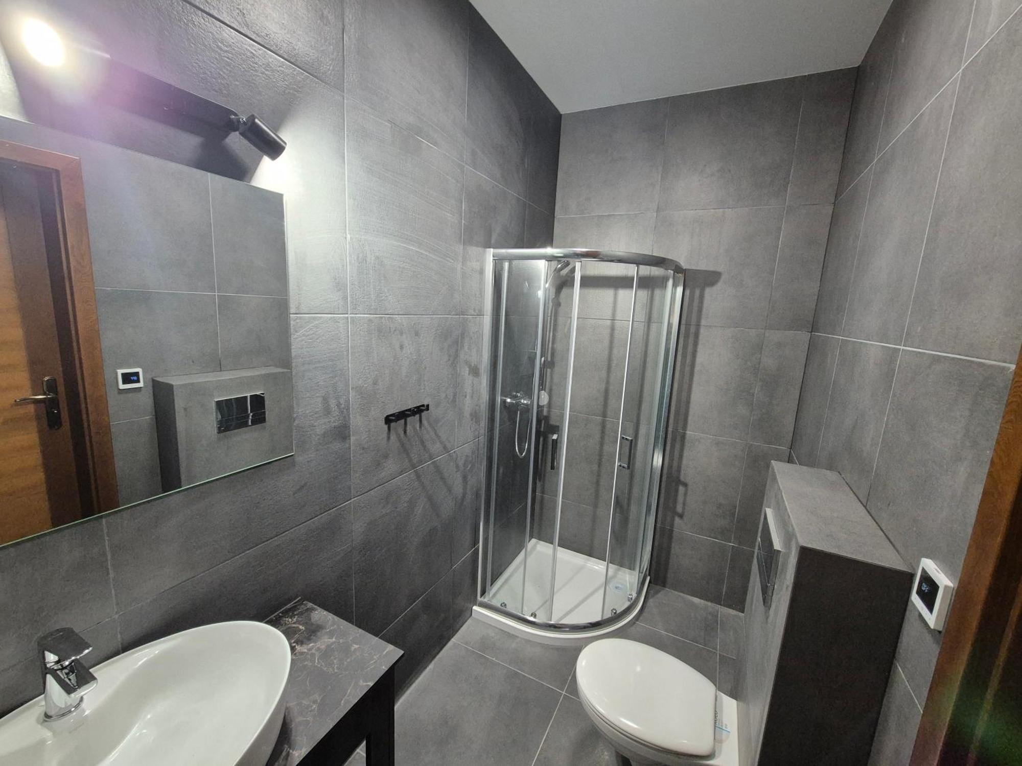 Lake View Apartamenty 브로드니차 외부 사진