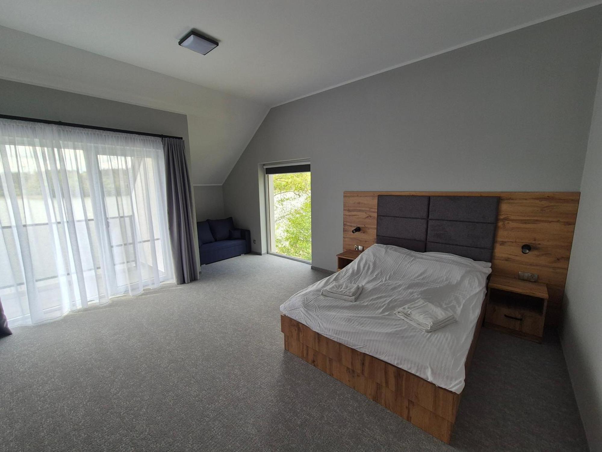 Lake View Apartamenty 브로드니차 외부 사진
